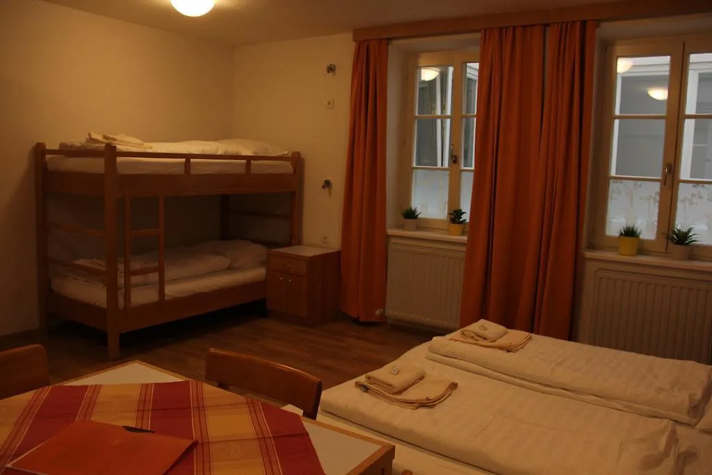 Institut St.Sebastian Hostel Salzburg